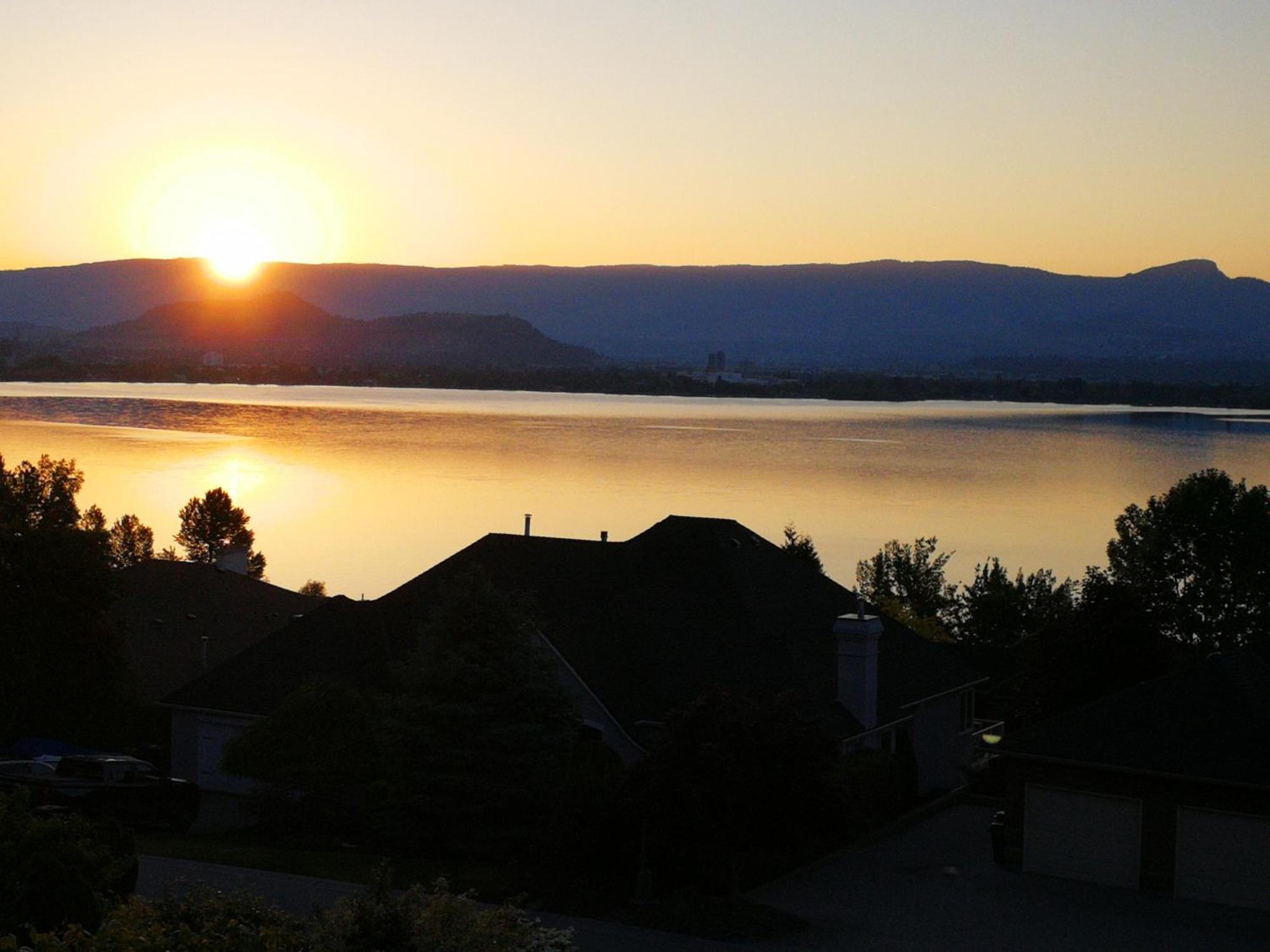 Casa Grande Lakeview House West Kelowna Room photo